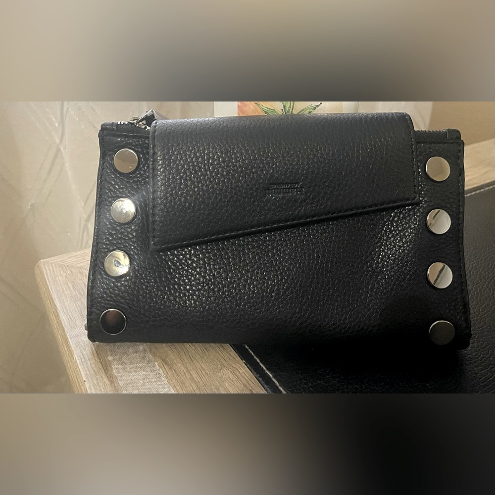 😍 Hammitt Crossbody Wallet😍